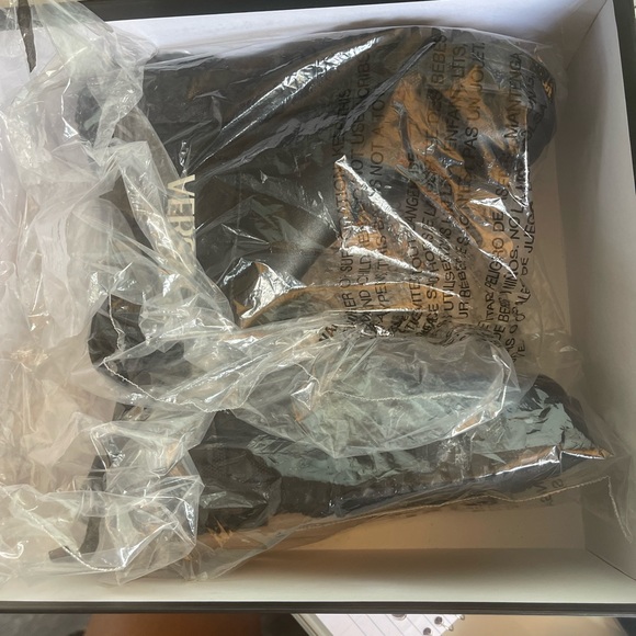 New‼️ Versace Youth boots - Picture 3 of 5